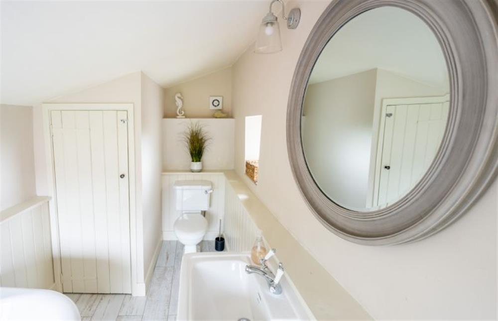 First floor: Family bathroom (photo 2) at Eastgate Cottage, Salthouse near Holt