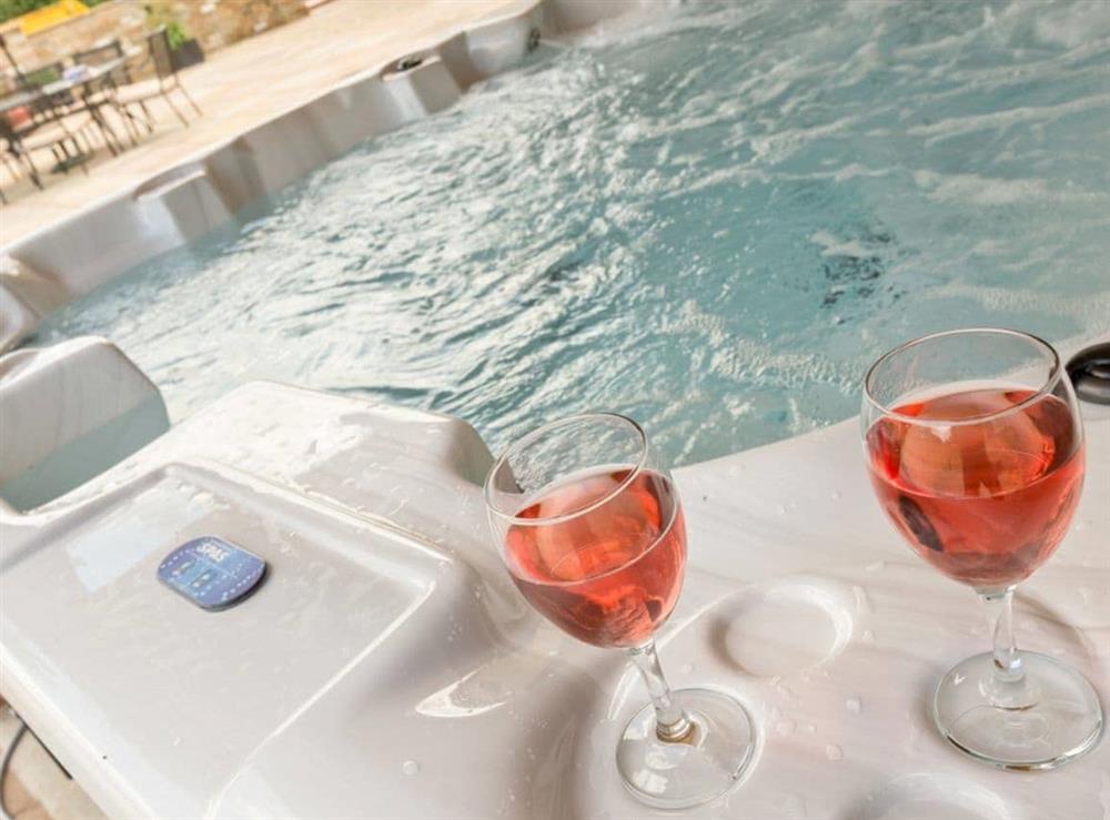 Hot tub at Eastlands Barn in East Barkwith, near Market Rasen, Lincolnshire