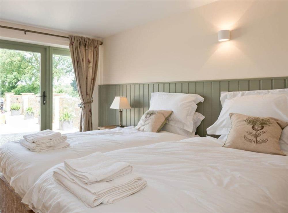 Twin bedroom at Eastlands Barn in East Barkwith, near Market Rasen, Lincolnshire