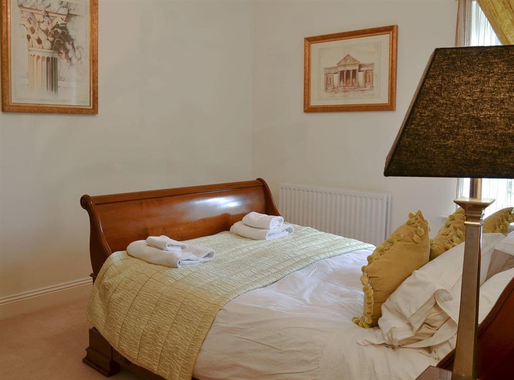 Comfortable double bedroom (photo 2) at Ebbe Retreat in Beadnell, Northumberland