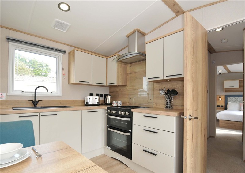 This is the kitchen at Eden Way 47, Par