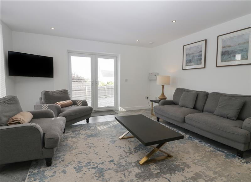 Inside Edgemere Cottage