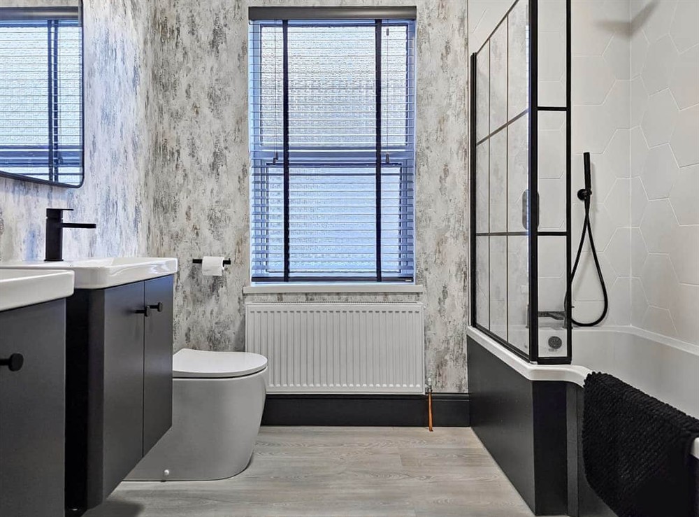 Private bathroom for Superking Room on 1st Floor. at Edingworth in Lowestoft, Suffolk