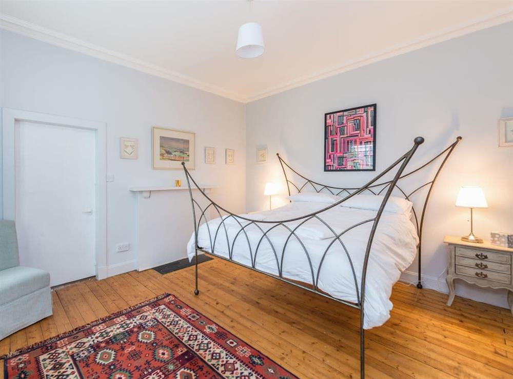 Double bedroom at Edmonston Lodge in Biggar, Glasgow & Clyde Valley, Lanarkshire
