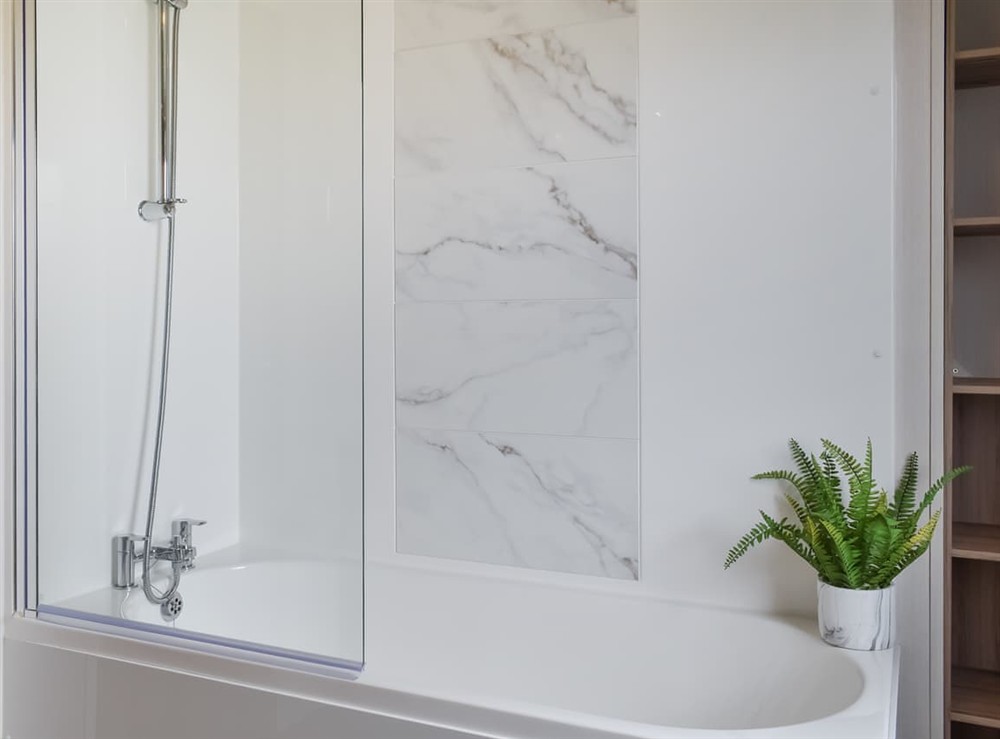 Bathroom at Edmonton Lodge in Doublebois, near Liskeard, Cornwall