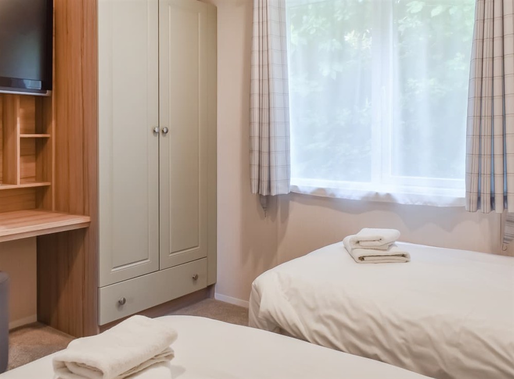 Twin bedroom (photo 2) at Edmonton Lodge in Doublebois, near Liskeard, Cornwall
