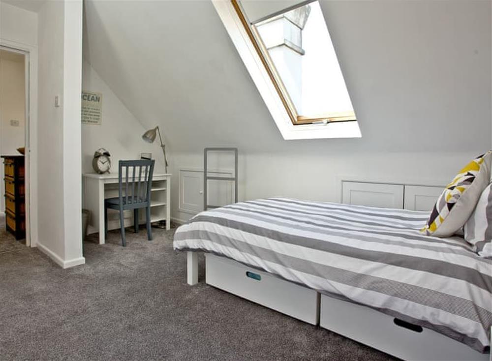 Single bedroom at Edwin House in Plymouth, Devon