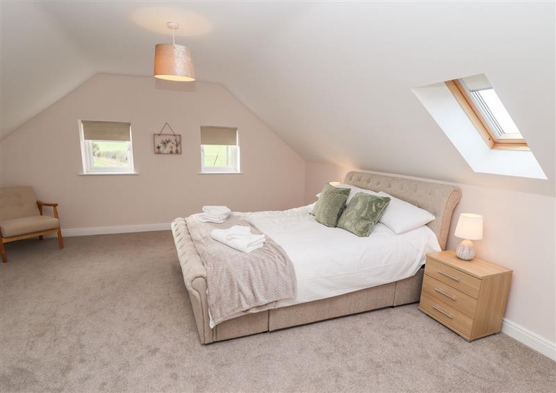 A bedroom in Eggleston (photo 4) at Eggleston, Winestead near Withernsea
