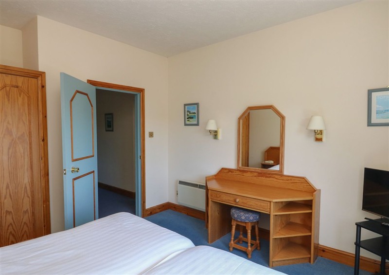 A bedroom in Egret at Egret, Kingsteignton