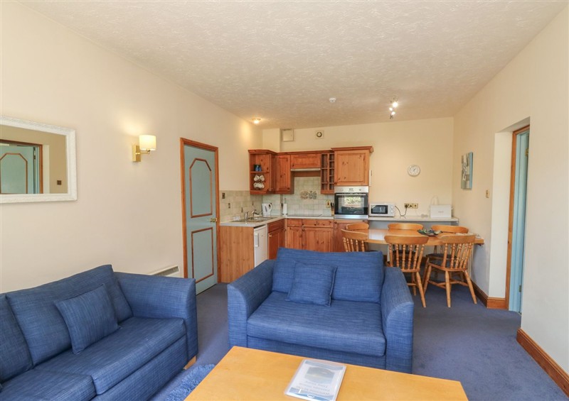 The living room at Egret, Kingsteignton