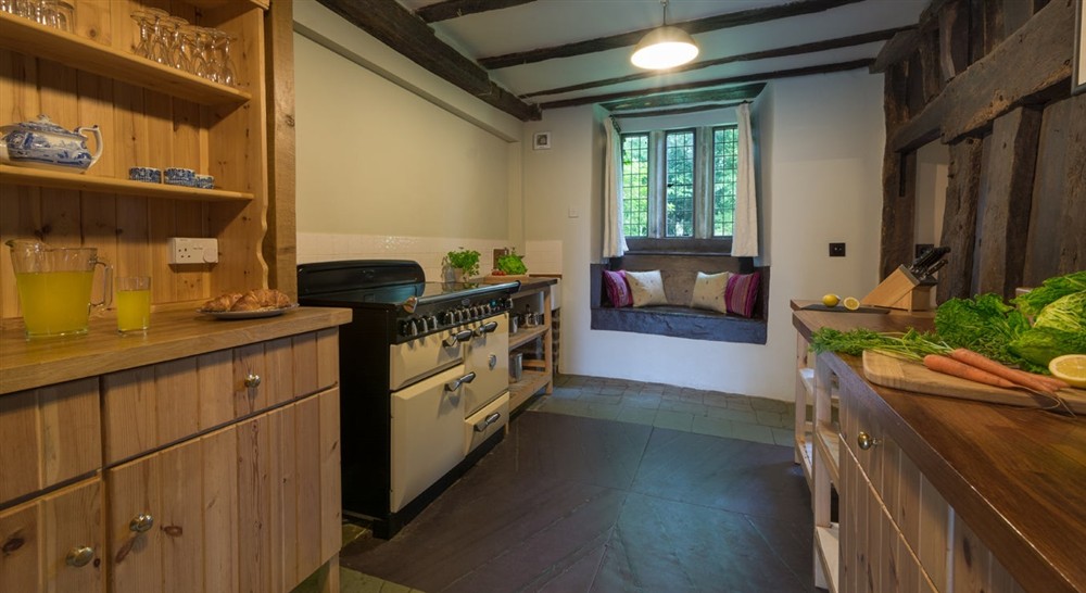 The kitchen (photo 2) at Egryn in Nr Barmouth, Gwynedd