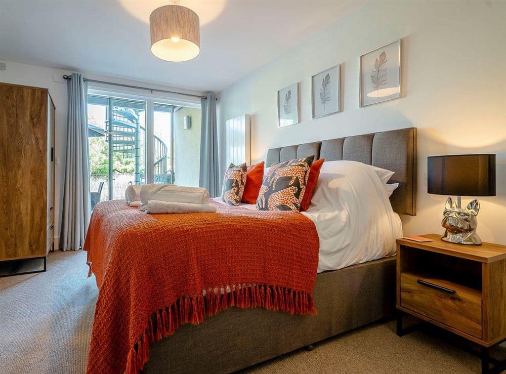 Double bedroom (photo 3) at Eider Cottage at Lower Mill in Cirencester, Gloucestershire