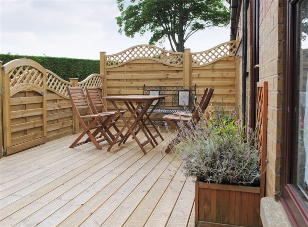 Sitting-out-area at Eldin Hall Cottage Three in Cayton Bay, near Scarborough, North Yorkshire