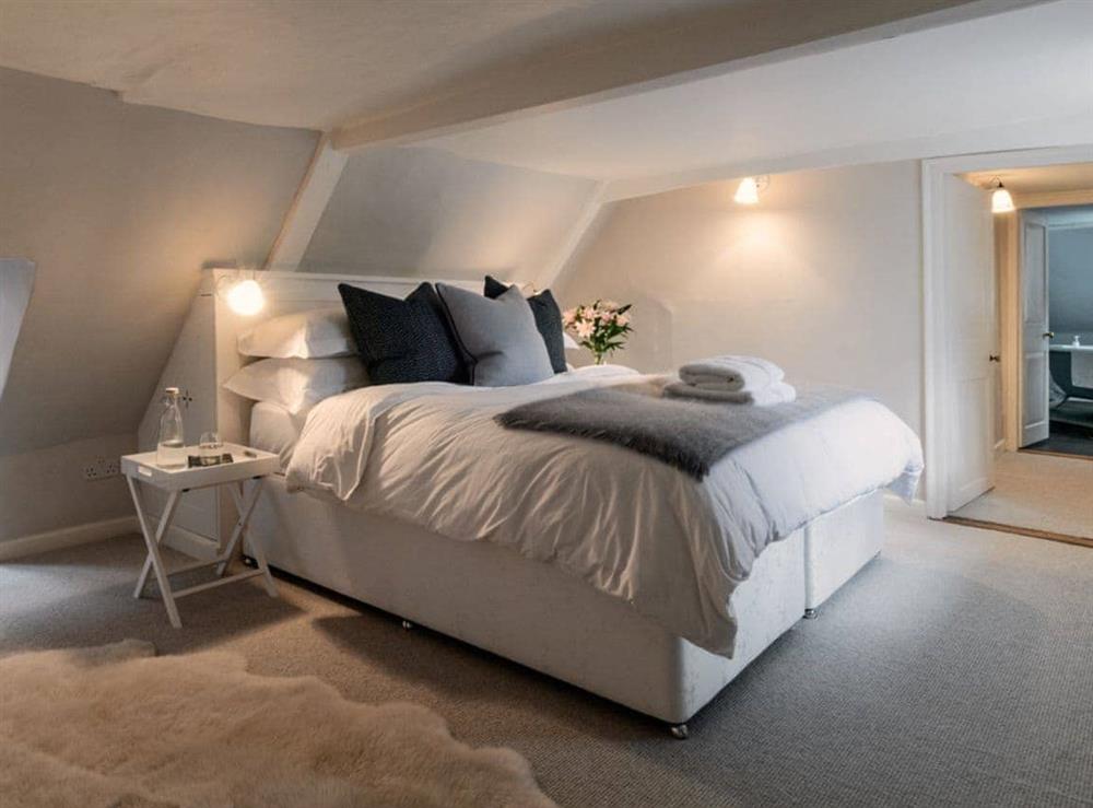 Attic double or twin bedroom with en-suite at Eldred House in Layer-de-la-Haye, near Colchester, Essex