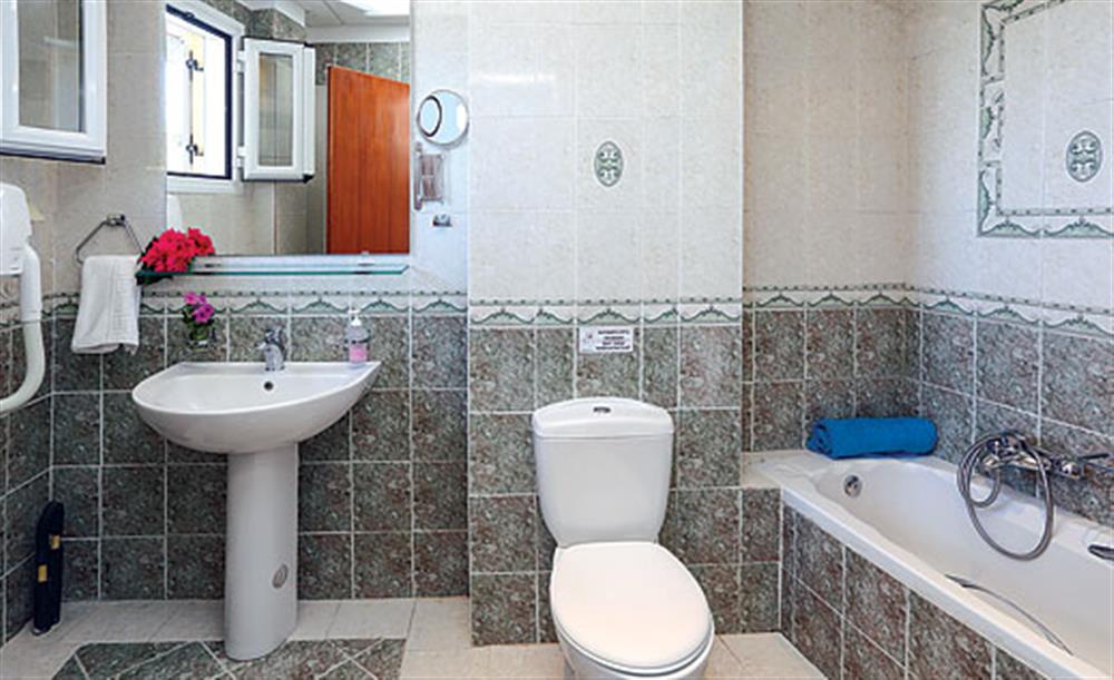 Bathroom at Eleni, Kalami Corfu, Greece