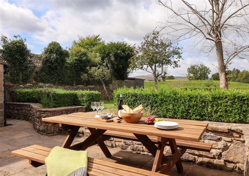 Enjoy the garden at Ellis House, Airton