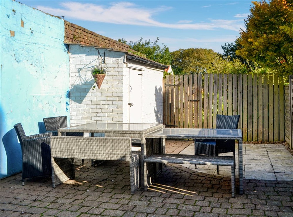 Sitting-out-area (photo 2) at Ellis House in Filey, North Yorkshire