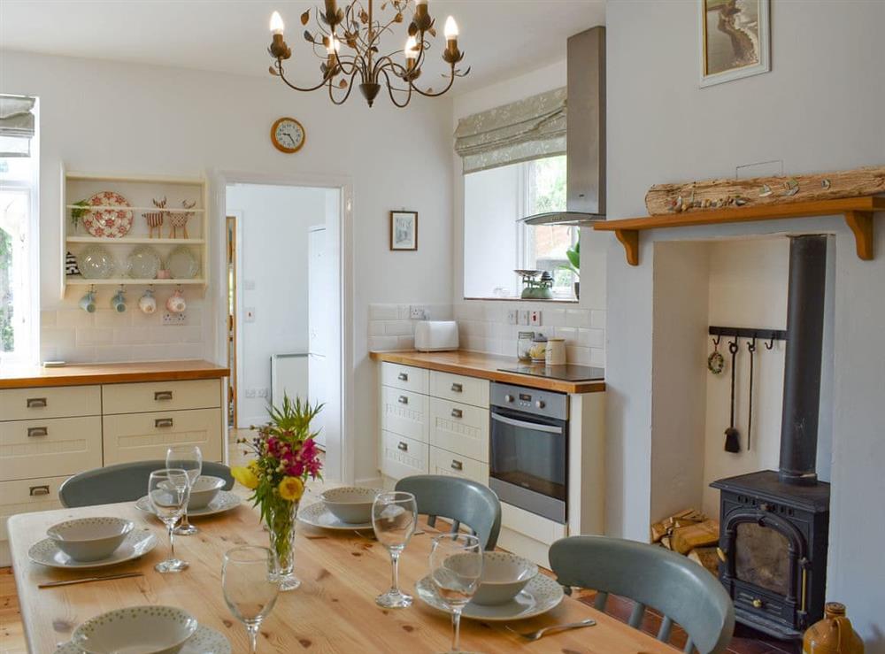 Charming kitchen/ dining room (photo 2) at Elm Cottage in St Lawrence, Isle of Wight
