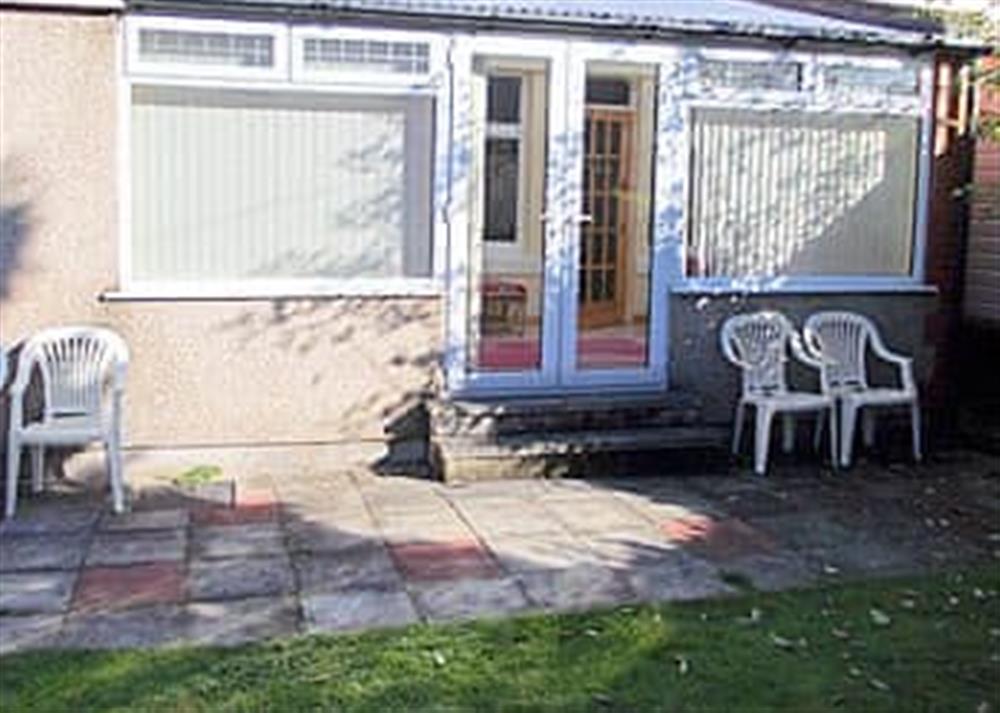 Sitting-out-area at Elms Cottage in Morecambe, Lancashire