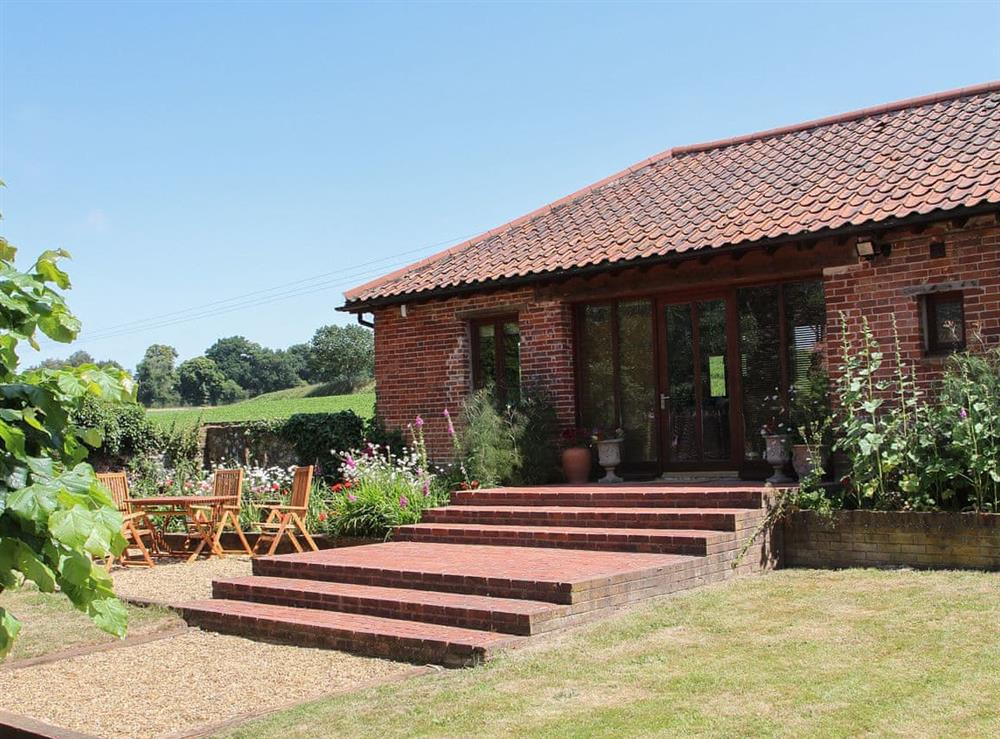 Peaceful and quiet barn set in it’s own grounds at Elmtree Barn in Skeyton, near North Walsham, Norfolk