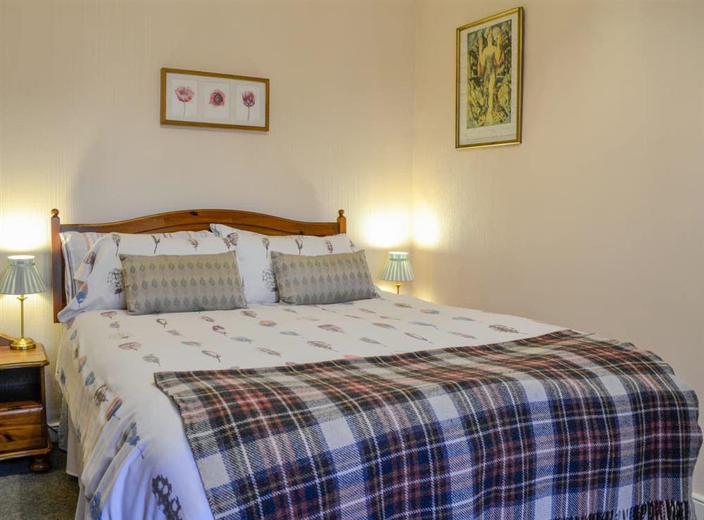 Double bedroom (photo 3) at Elnagar Cottage in Pitlochry, Perthshire