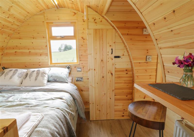 A bedroom in Embden Pod at Banwy Glamping at Embden Pod at Banwy Glamping, Llanfair Caereinion