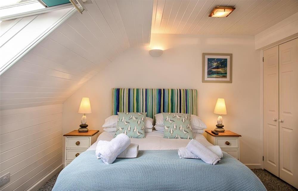Double bed to triple bedroom at Emelle in Cawsand