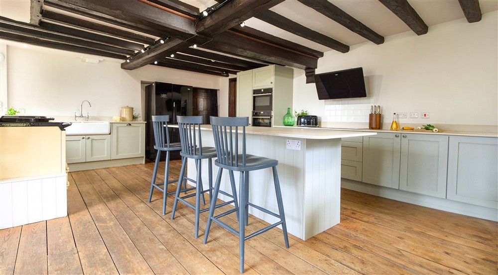 The kitchen (photo 2) at Emley Farmhouse in Godalming, Surrey
