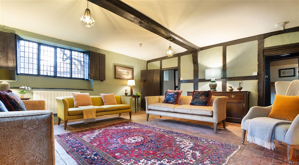 The sitting room (photo 2) at Emley Farmhouse in Godalming, Surrey