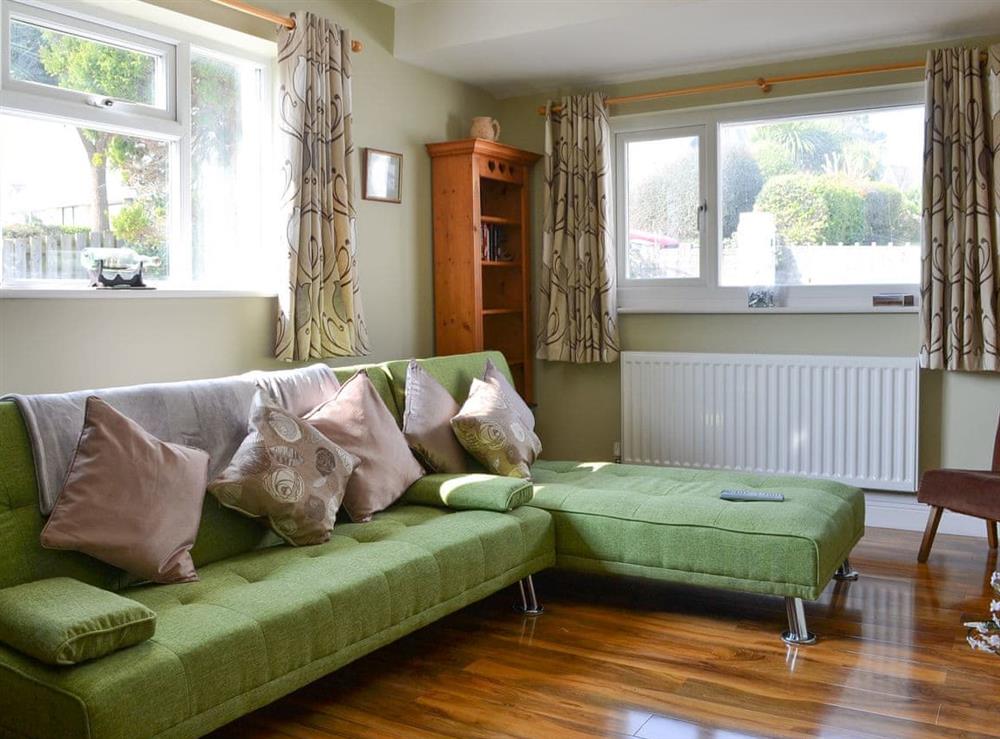 Sitting room at Encil-Y-Mor in Criccieth, near Porthmadog, Gwynedd, Wales