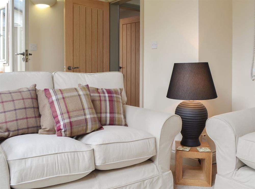Comfy living room at End Cottage in Tibthorpe, near Driffield, North Humberside