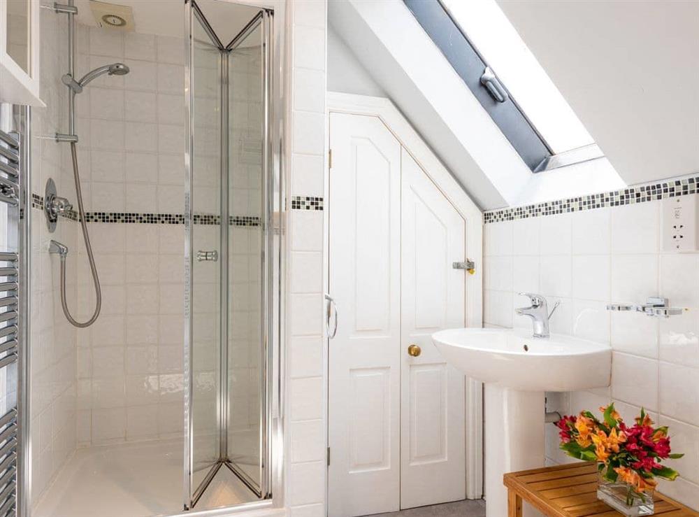 En-suite shower room at Endeavour Cottage in Whitby, North Yorkshire
