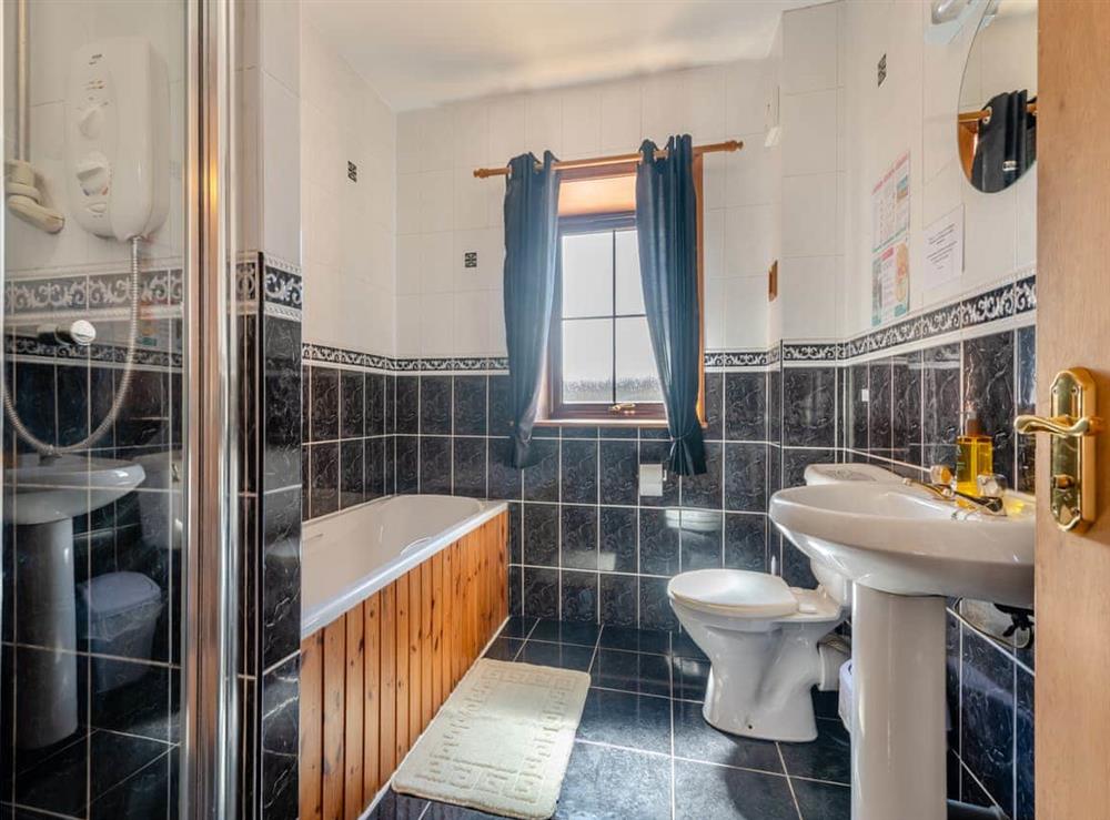 Bathroom at Eryb Cottage in Shannochie, Isle Of Arran