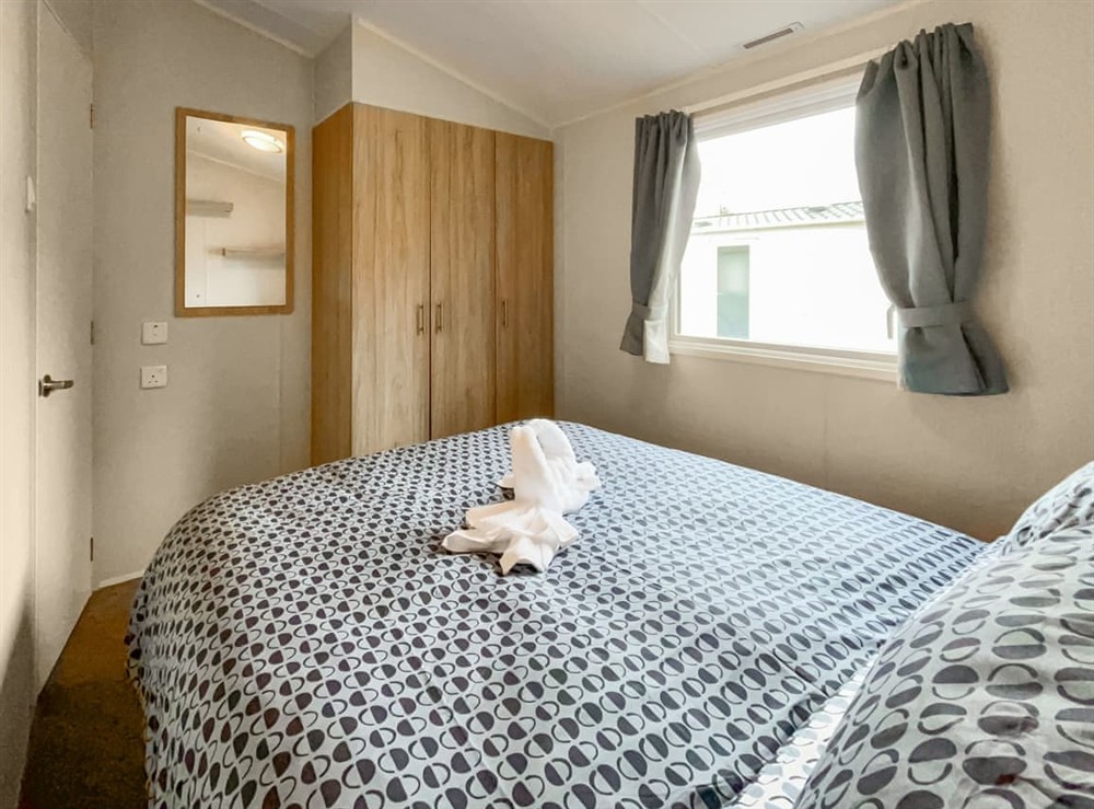 Double bedroom (photo 2) at Eskside Lodge in Brechin, Aberdeenshire