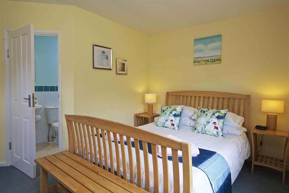 En suite double bedroom (photo 2) at Estuary House in , South Pool, Kingsbridge