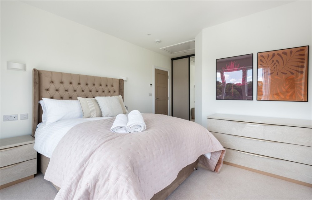 One of the 3 bedrooms (photo 3) at Estuary Reach in Kingsbridge