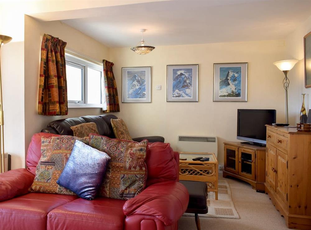 Comfortable living area at Estuary View in Porthmadog, Gwynedd