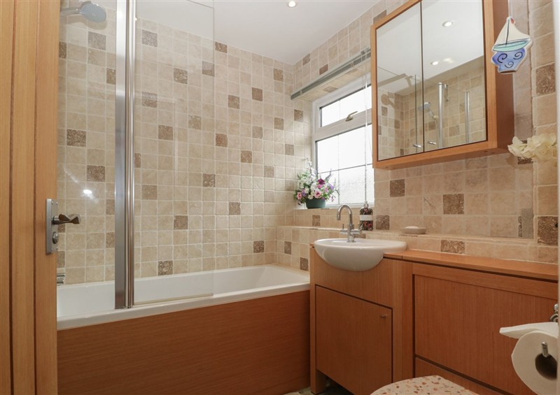 The bathroom at Evergreen, Broadway