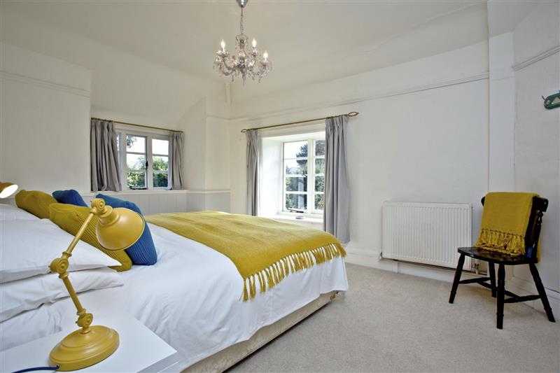 Double bedroom at Evies Cottage, Brixham, Devon