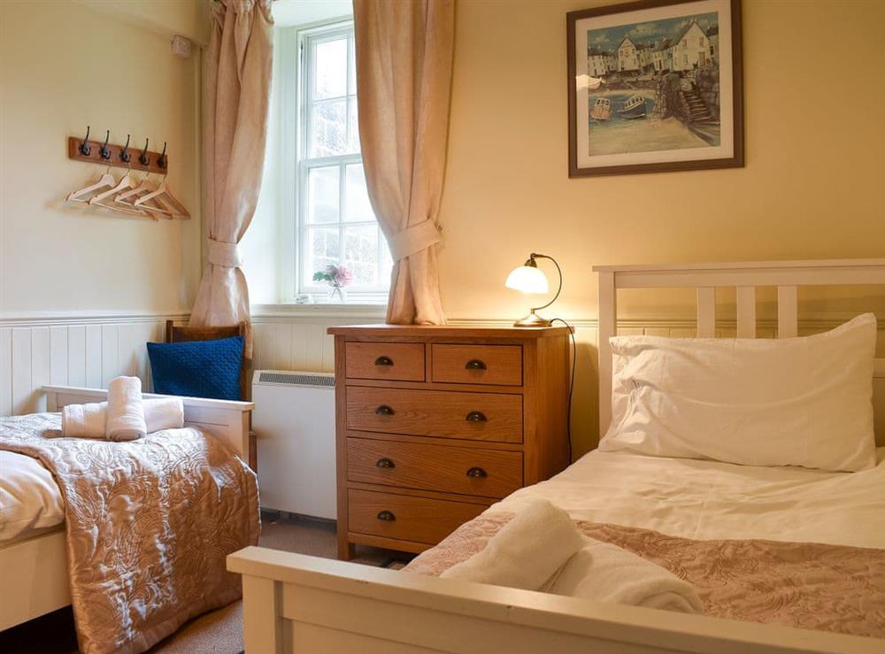 Twin bedroom (photo 3) at Ewden Cottage in Robin Hood’s Bay, North Yorkshire