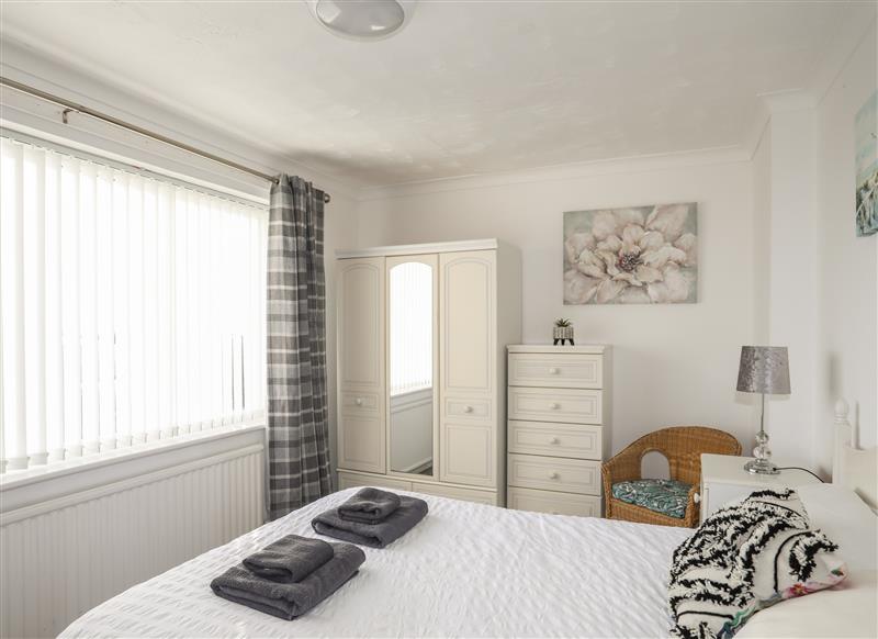 This is a bedroom (photo 2) at Ewyn Gwyn, Pwllheli