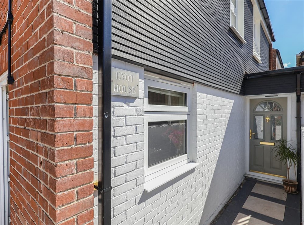 Exterior (photo 3) at Eyot in Hungerford, Berkshire