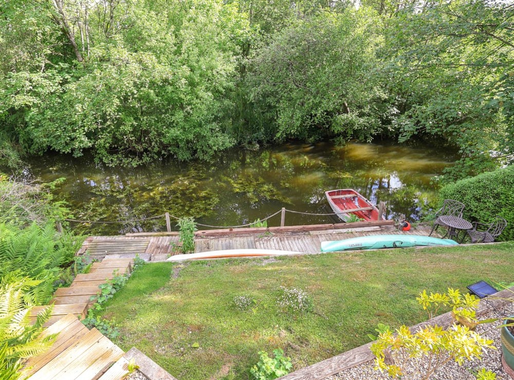 Outdoor (photo 3) at Eyot in Hungerford, Berkshire