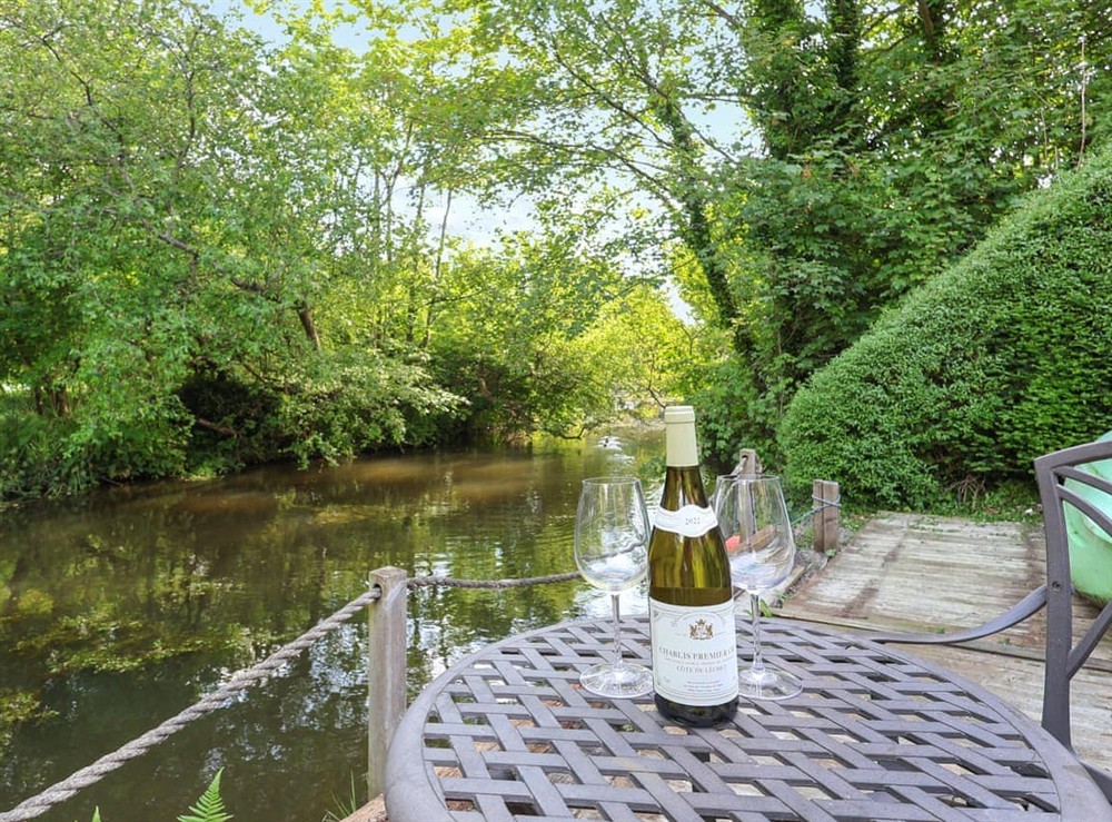 Outdoor at Eyot in Hungerford, Berkshire