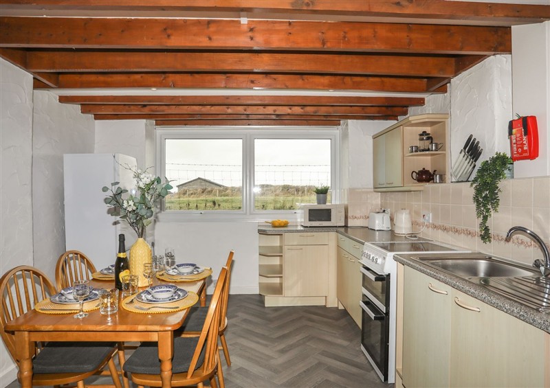 Kitchen at Fadrun - 3 Tyn Don, Llanengan near Abersoch