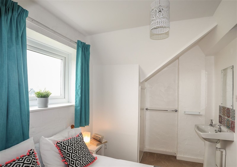 One of the bedrooms (photo 2) at Fadrun - 3 Tyn Don, Llanengan near Abersoch