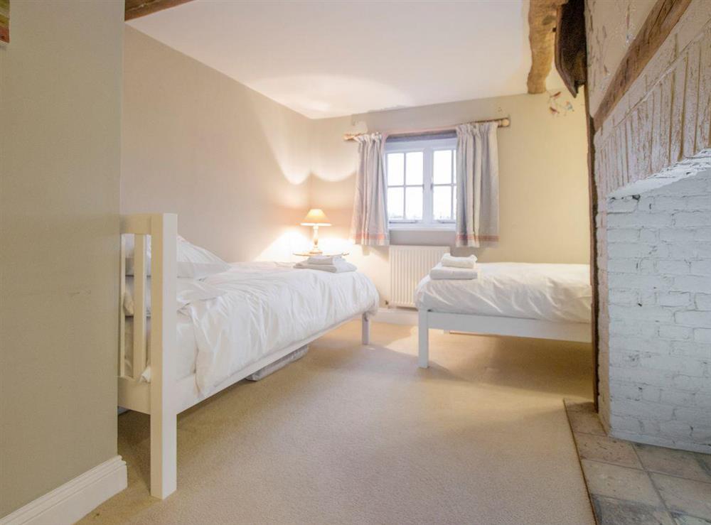 Good-sized twin bedroom at Fair Meadow House in Itteringham, near Aylsham, Norfolk