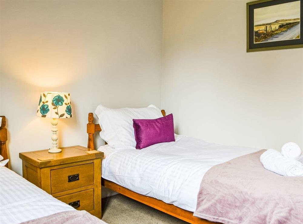 Twin bedroom at Fairfield Cottage in Ambleside, Cumbria