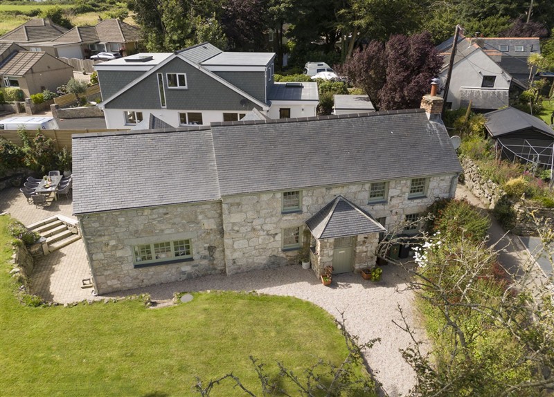 Outside (photo 5) at Fairings, Cornwall