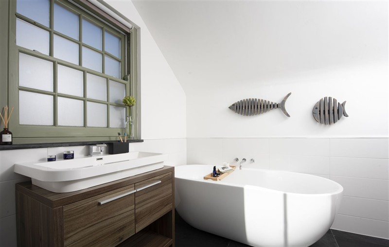 The bathroom at Fairings, Cornwall